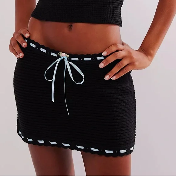 NWT For Love & Lemons Kelsey Black Crochet Mini Skirt with Blue Trim (L - READ) - Picture 4 of 5